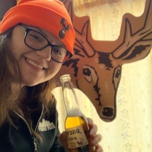 Meet your Posher, Julia